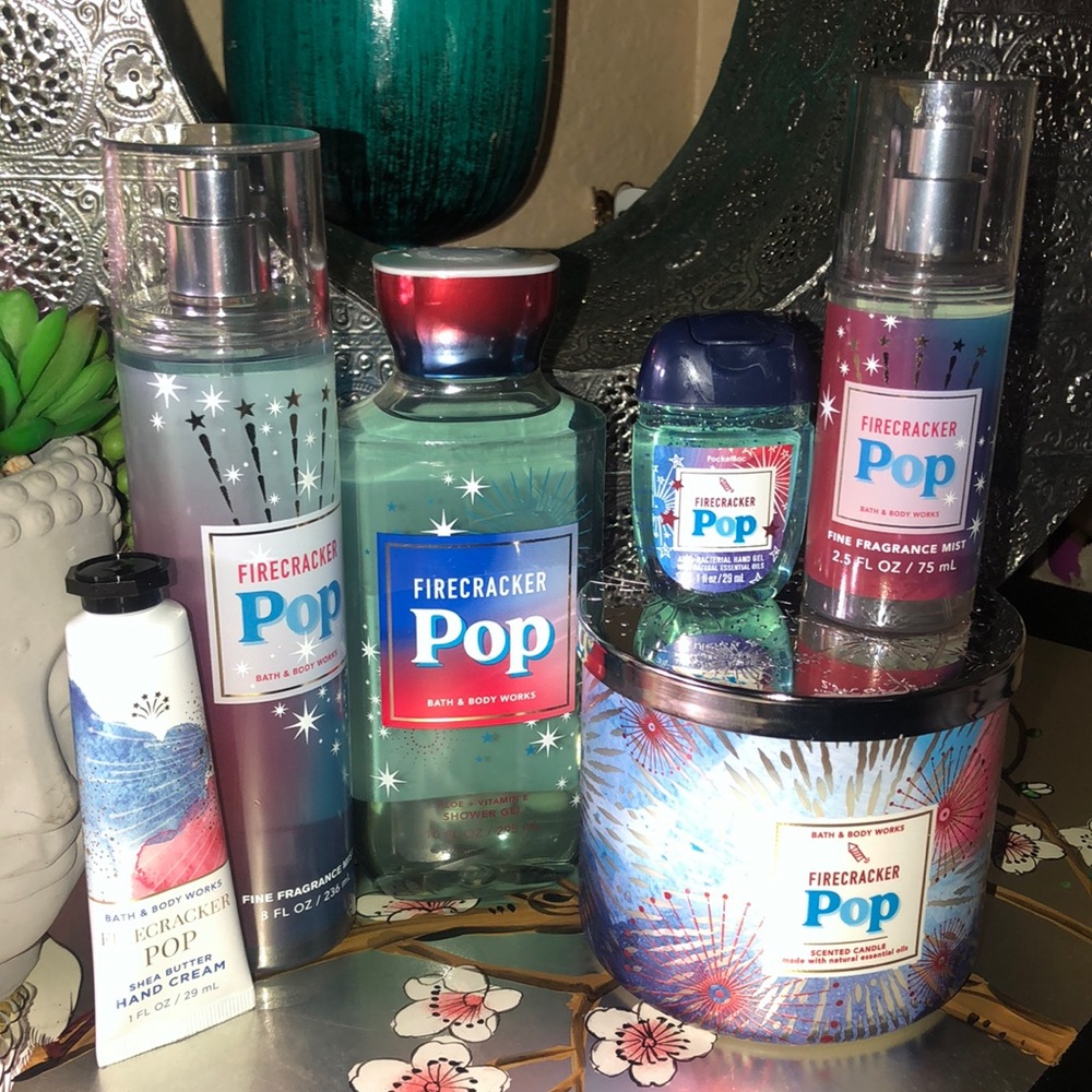 Bath and Bodyworks fire cracker, pop gifts at combo
